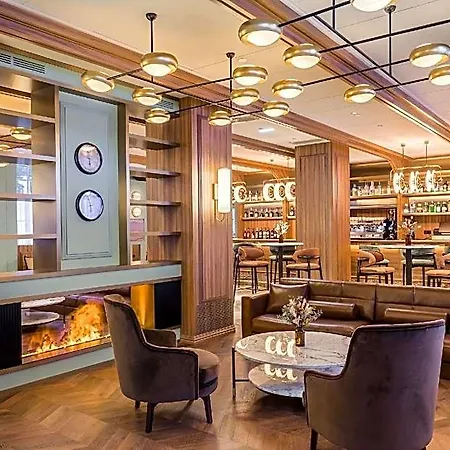 Canfranc Estacion , A Royal Hideaway Aínsa